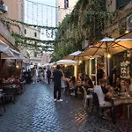 Urban Oasis Labicana With Patio 2 - Free Parking *