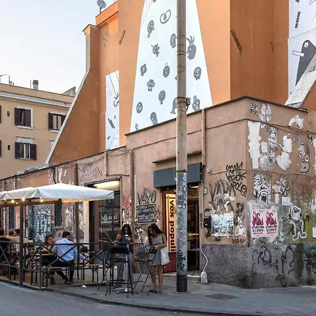 Urban Oasis Labicana With Patio 2 - Free Parking