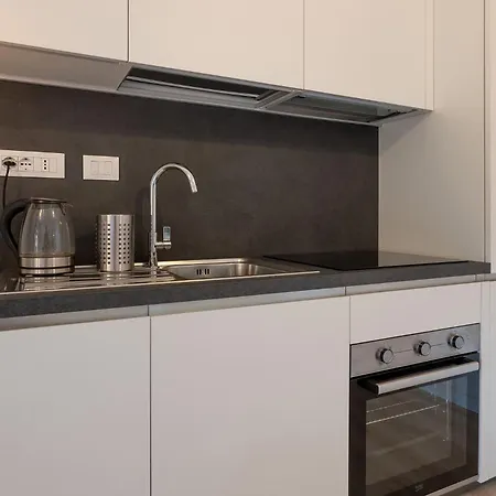 Lejlighed Urban Oasis Labicana With Patio 2 - Free Parking Rom