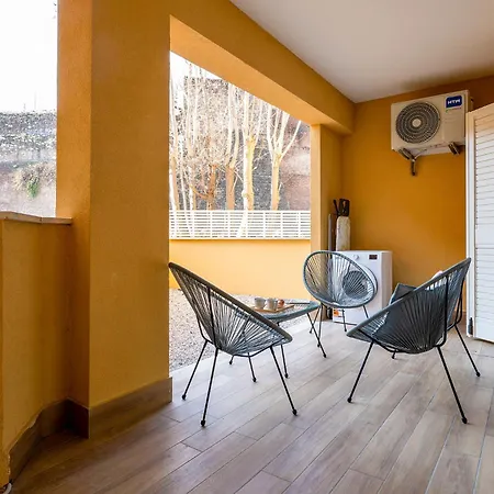 Urban Oasis Labicana With Patio 2 - Free Parking